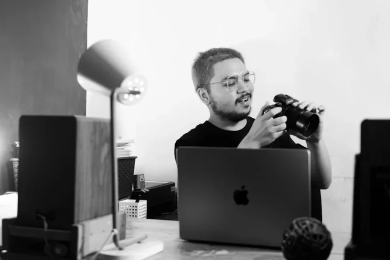Photosly Review: What It Is, Features, Safety, and Alternatives
