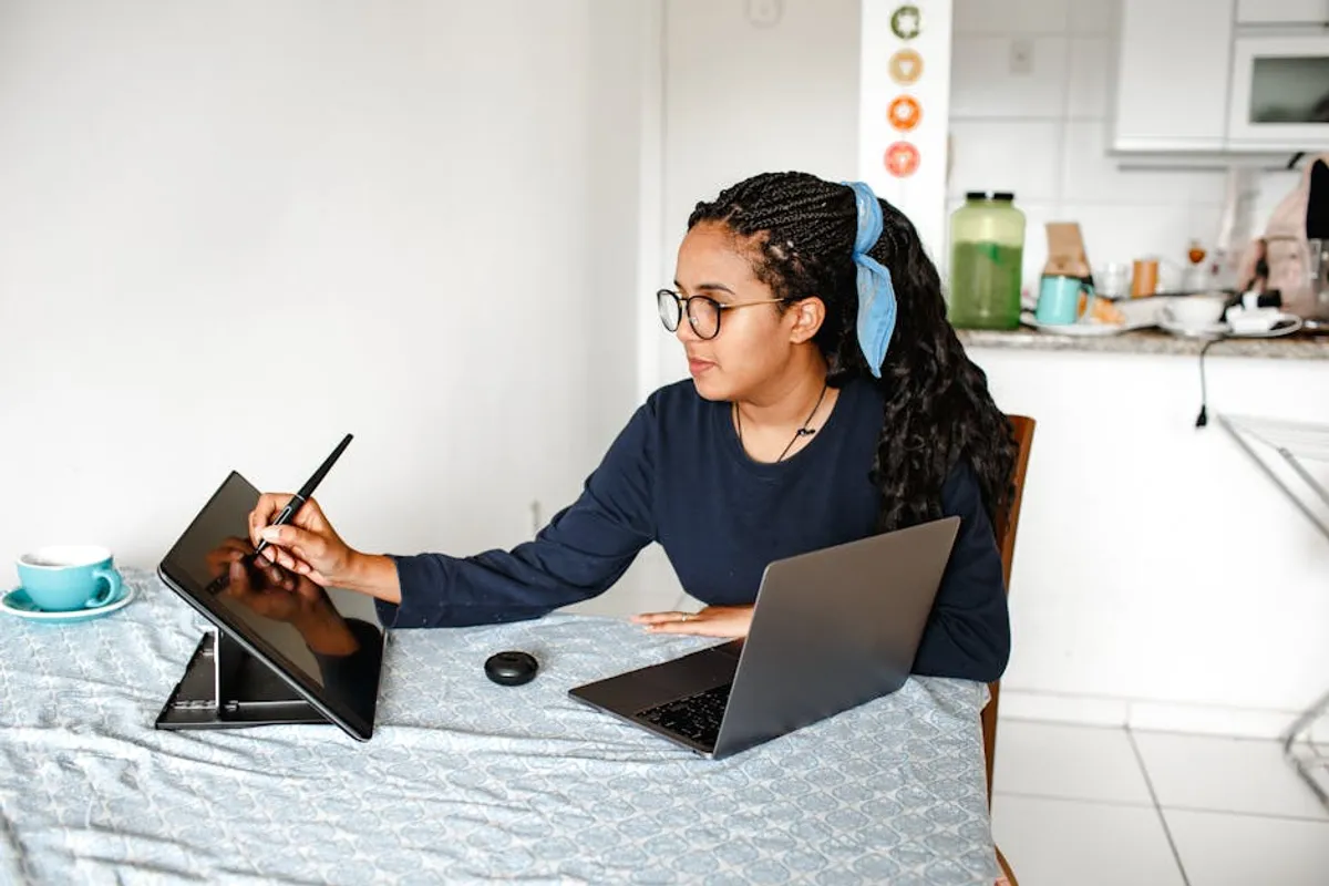 Why Independent Artists Need Online Portfolios